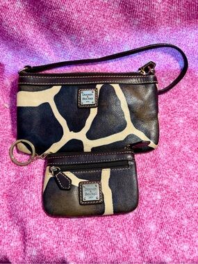 Dooney & Bourke Black and Cream Giraffe-Print Wristlet with Coin Pouch